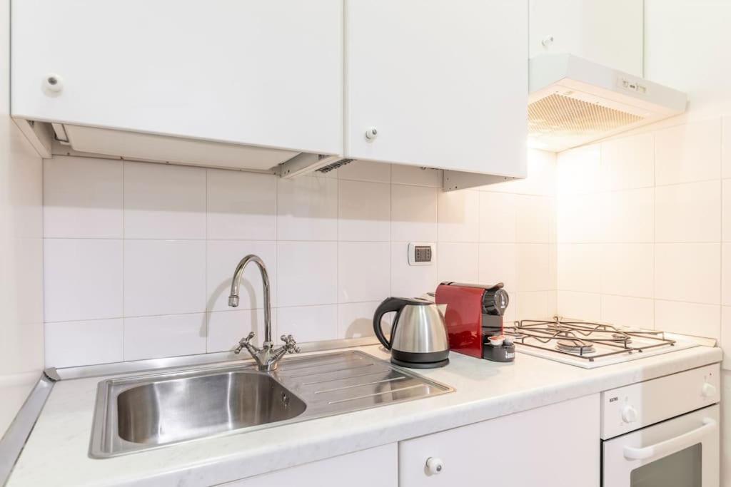 Appartamento Con Ac-Wi-Fi- Centro A 7 Min 사보나 외부 사진